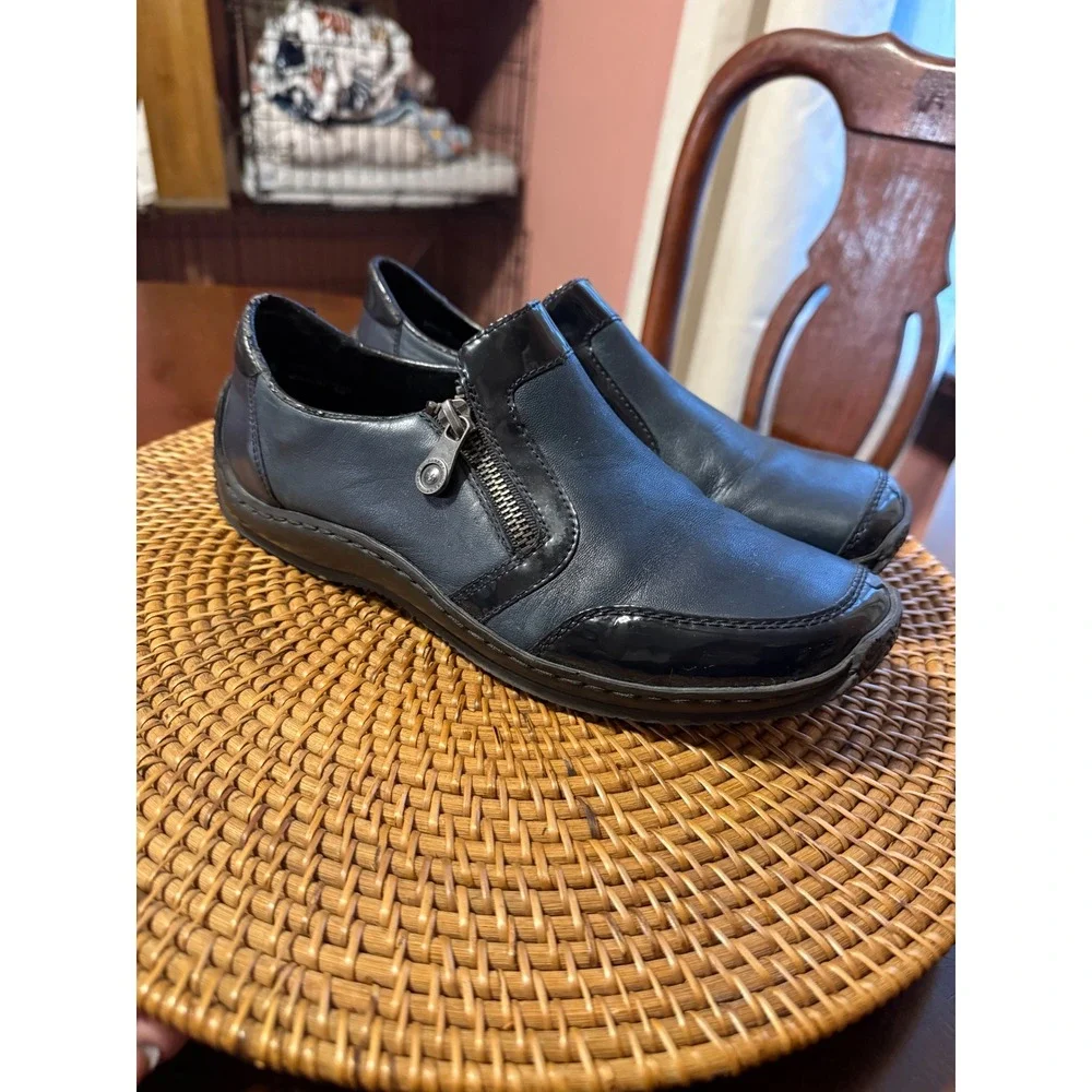 Rieker Antistress Women Navy Blue Leather Patent Trim Zip Loafers Size 39